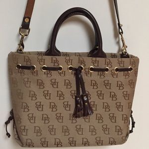 Vintage Dooney & Bourke Crossbody Bag